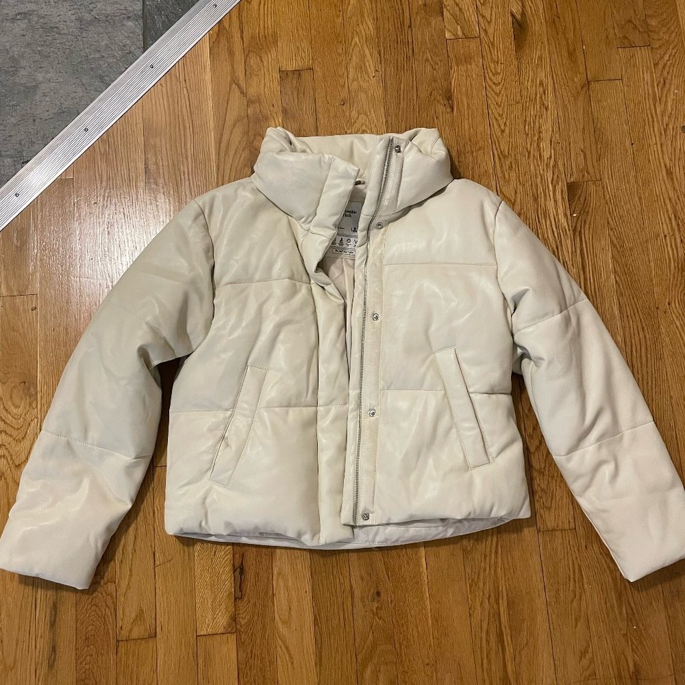 Abercrombie & Fitch Vegan Leather Mini Puffer